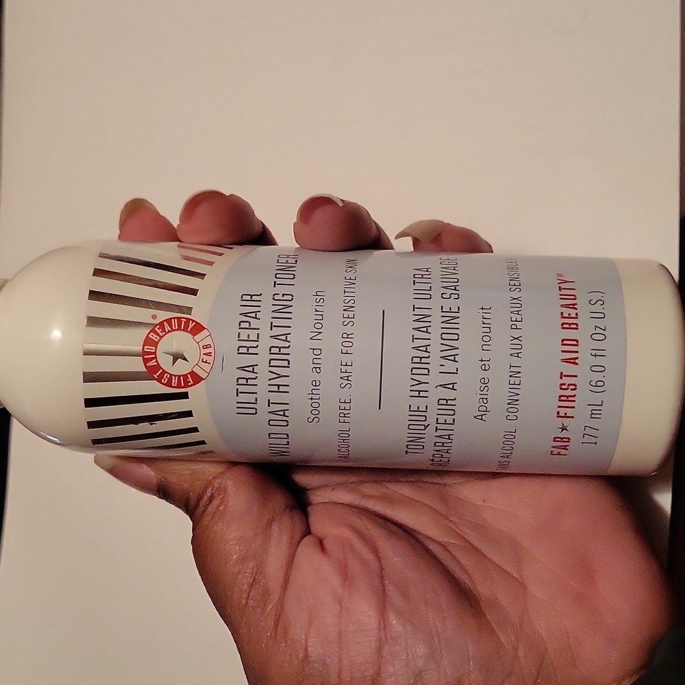 First Aid Beauty Ultra Repair Wild Oat Hydrating Toner